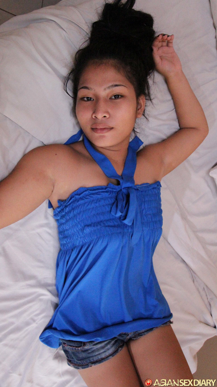 https://247asiansex.com/pics/filipina-sex-worker-provides-a-sex-tourist-with-the-bare-back-sex-hes-wanting-61177696